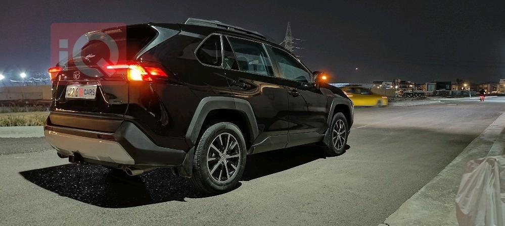 تويوتا راف 4